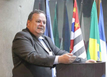 Advogado, desembargador e sindicalistas criticam "reforma" trabalhista e MP 873